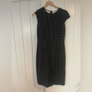 Diane Von Furstenberg • Patterned‎ Sheath Cap Sleeve Dress size4